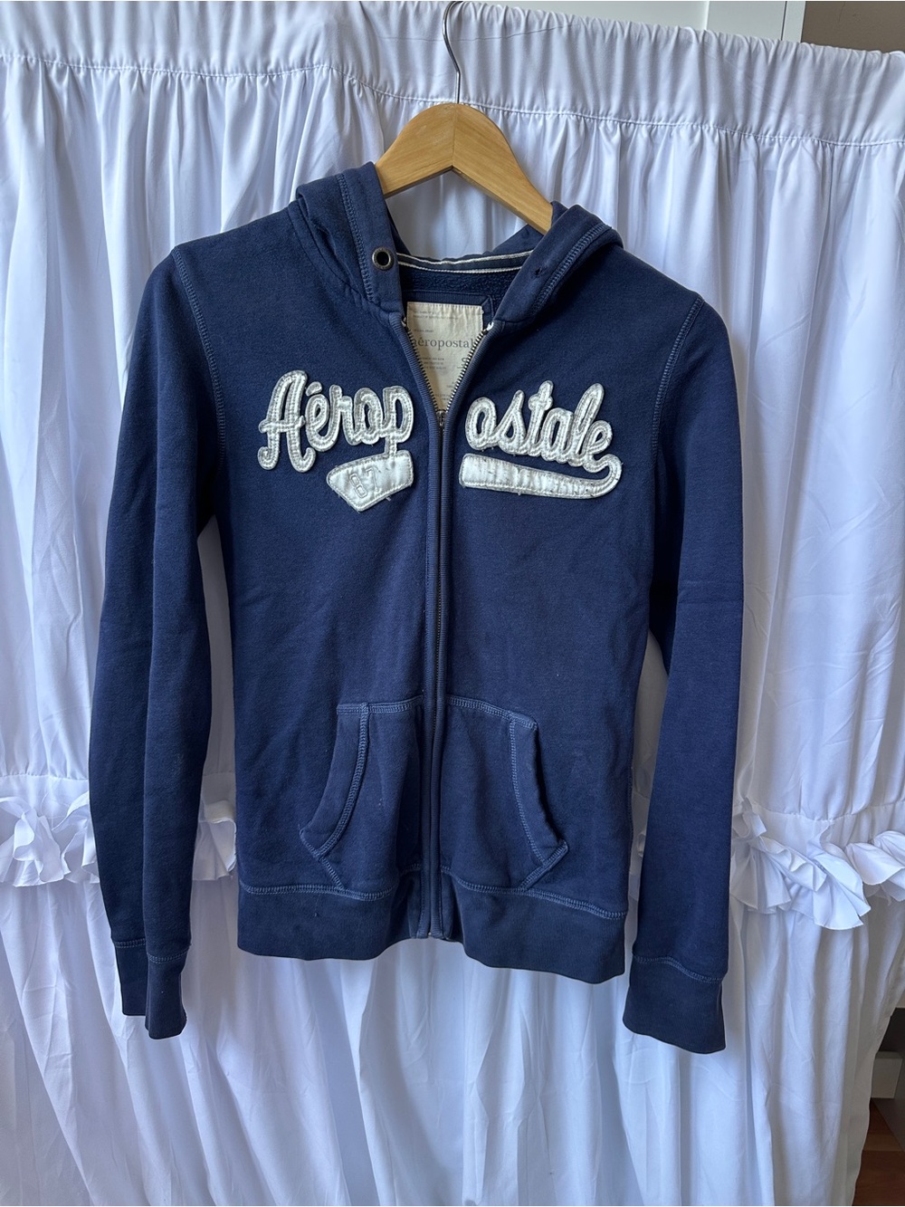 Vintage Aeropostale Navy Zip-Up Hoodie